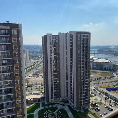 Aurora 21 Apartment
